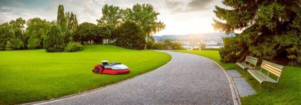 Kress RTKⁿ KR236E robotmaaier met OAS - 24.000m² - 4G